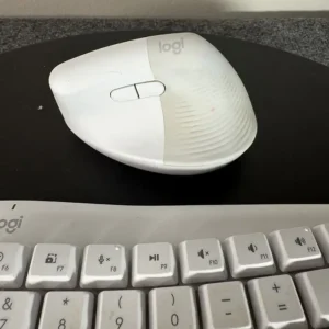 Wireless-Keyboard-Mouse-2